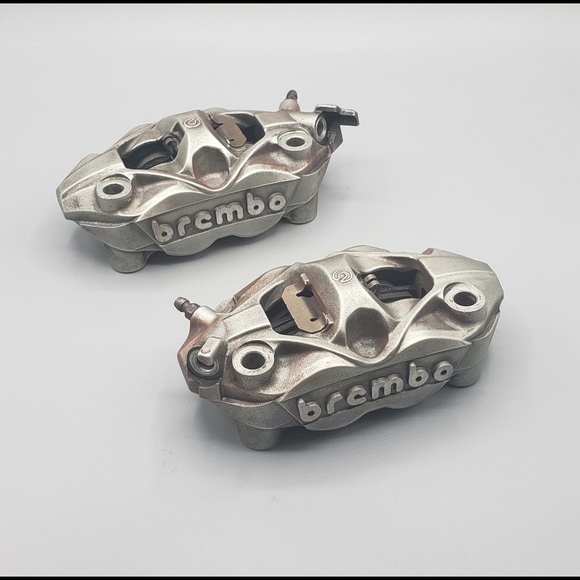Brembo Calipers - Picture 4 of 5